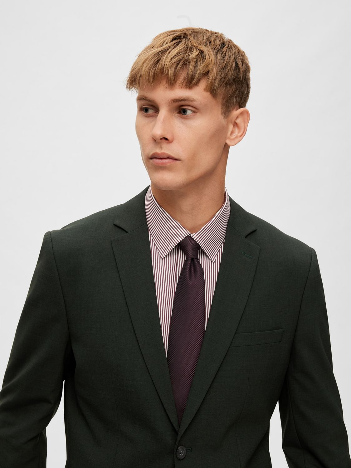 Maroon Structured Tie