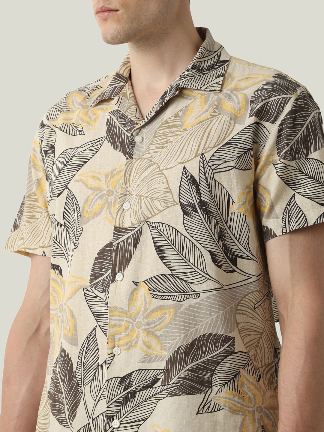 Beige Printed Cuban Collar Short Sleeves Shirt