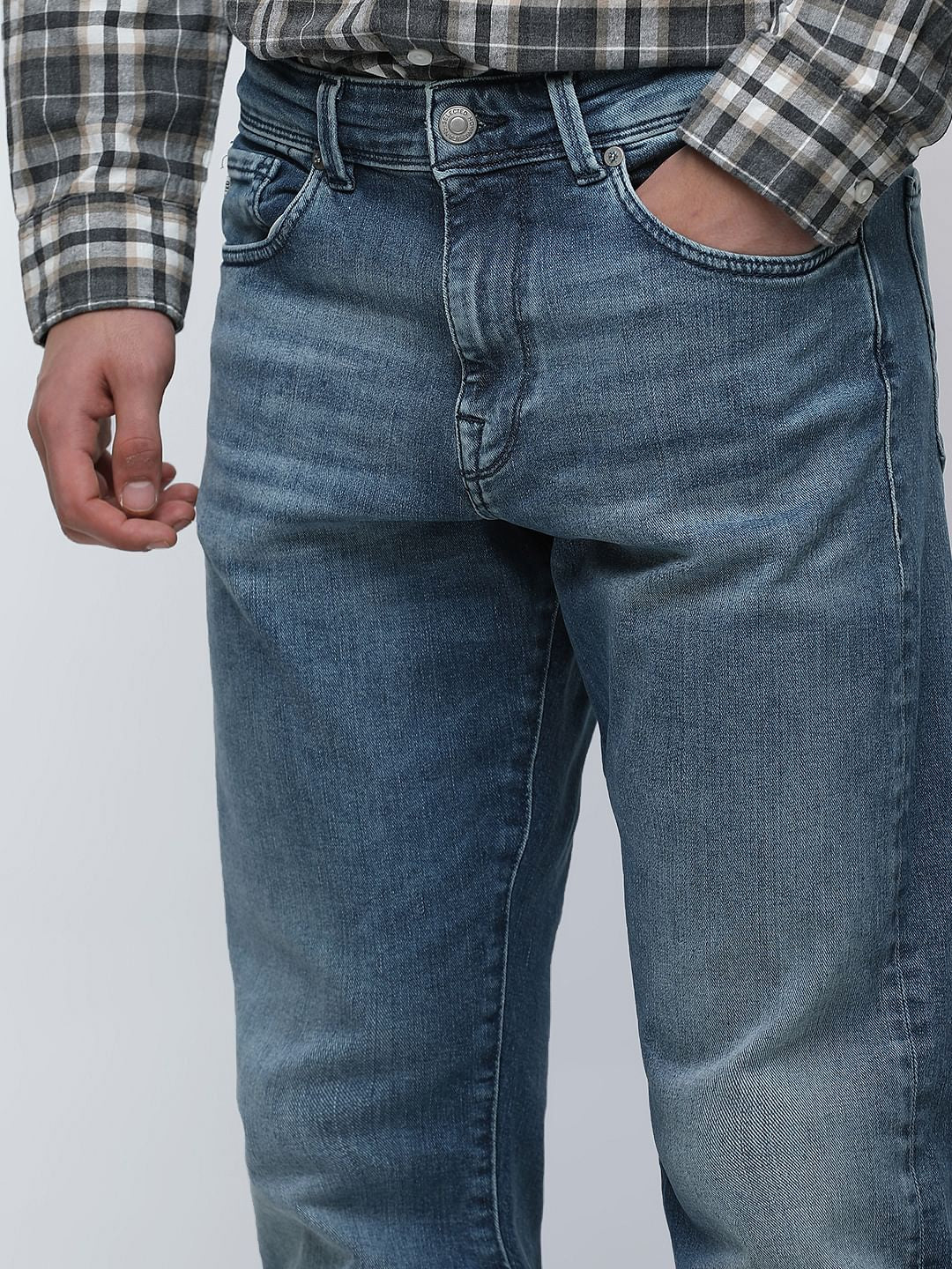 Blue Mid Rise Scott Straight Fit Jeans