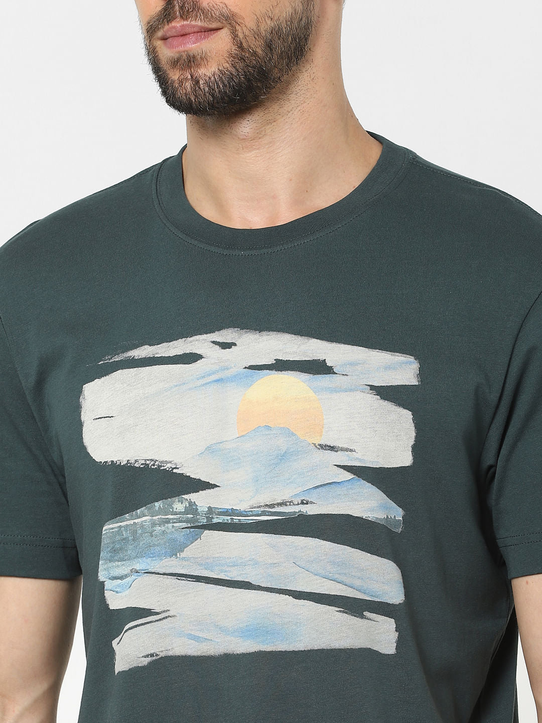 Green Graphic Print Crew Neck T-Shirt