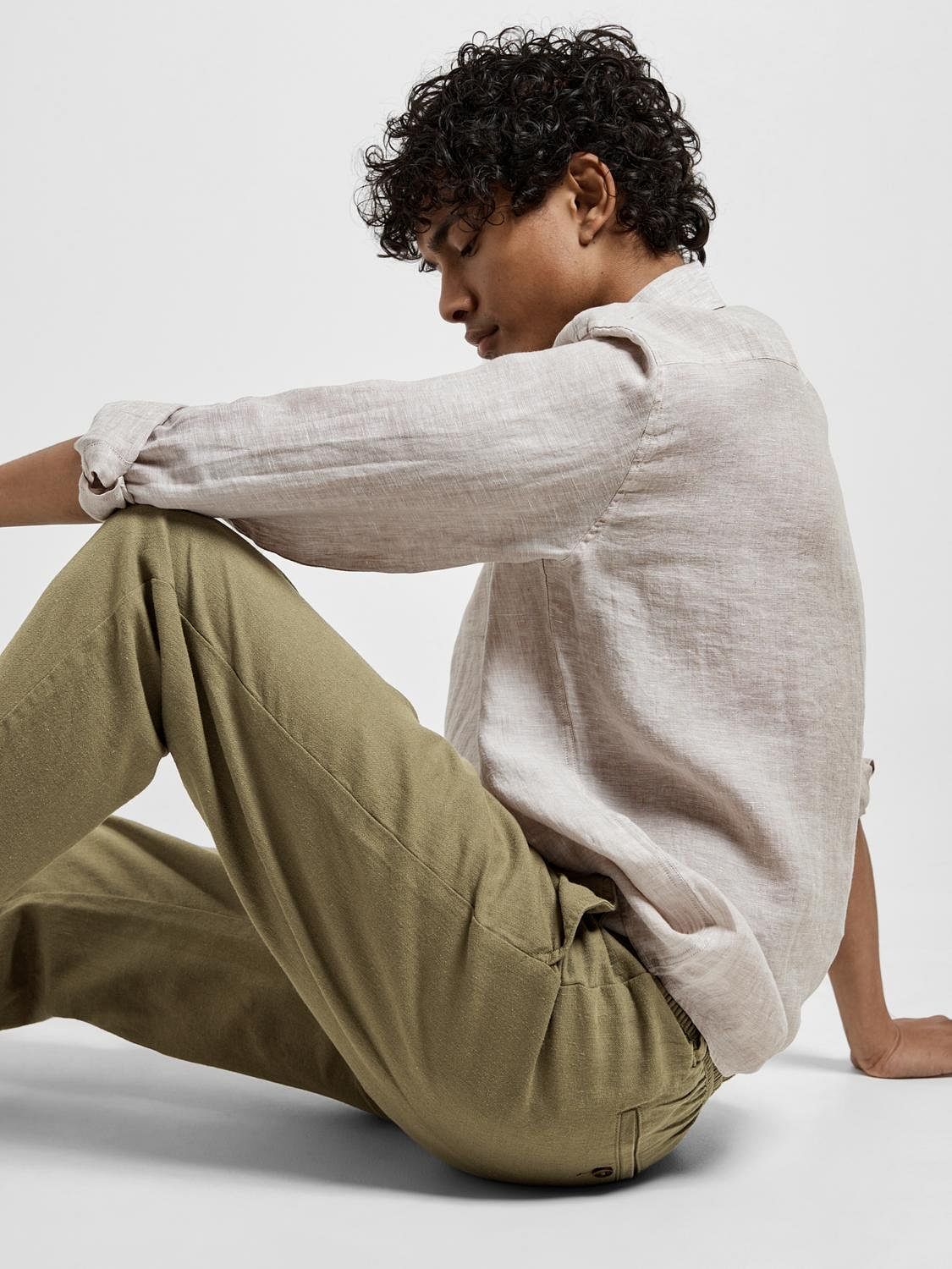 Green Mid Rise Linen Pants