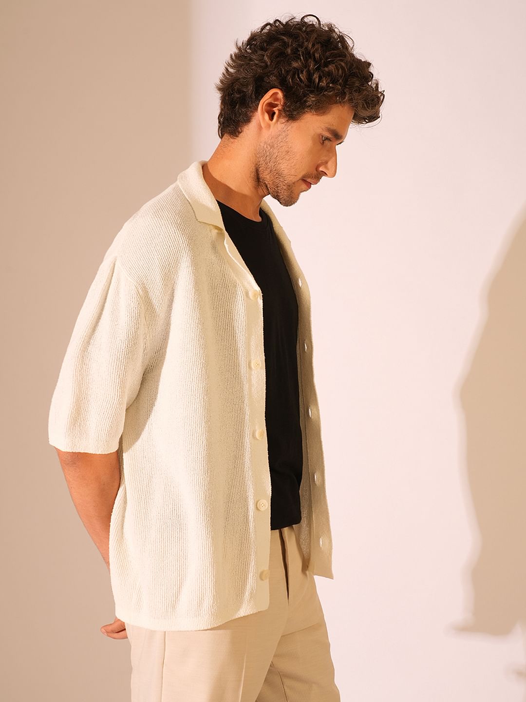 Off-White Knitted Resort Collar Cardigan