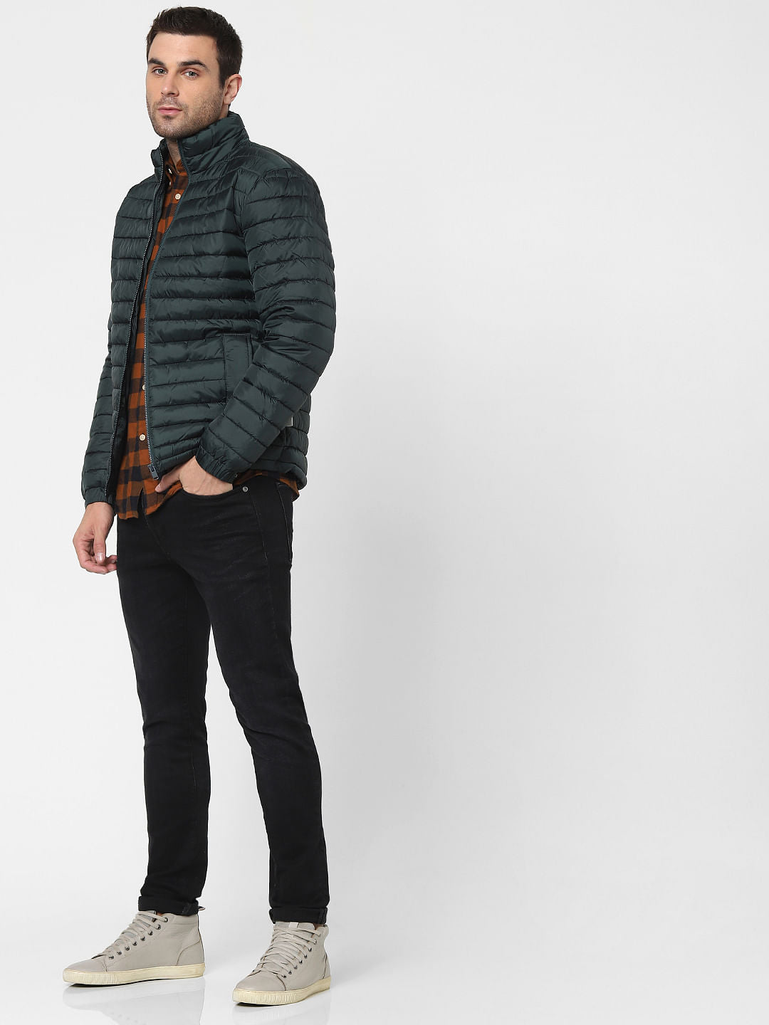 Black Mid Rise Straight Fit Jeans