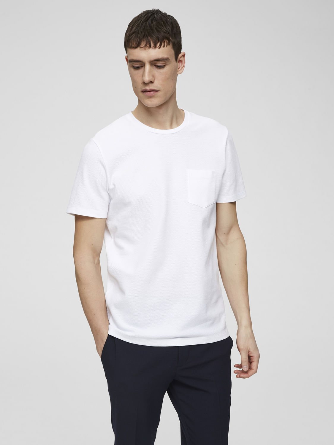 White Front Chest Pocket Crew Neck T-Shirt