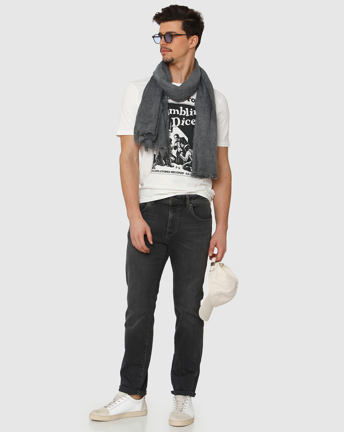 Black Mid Rise Faded Leon Slim Fit Jeans