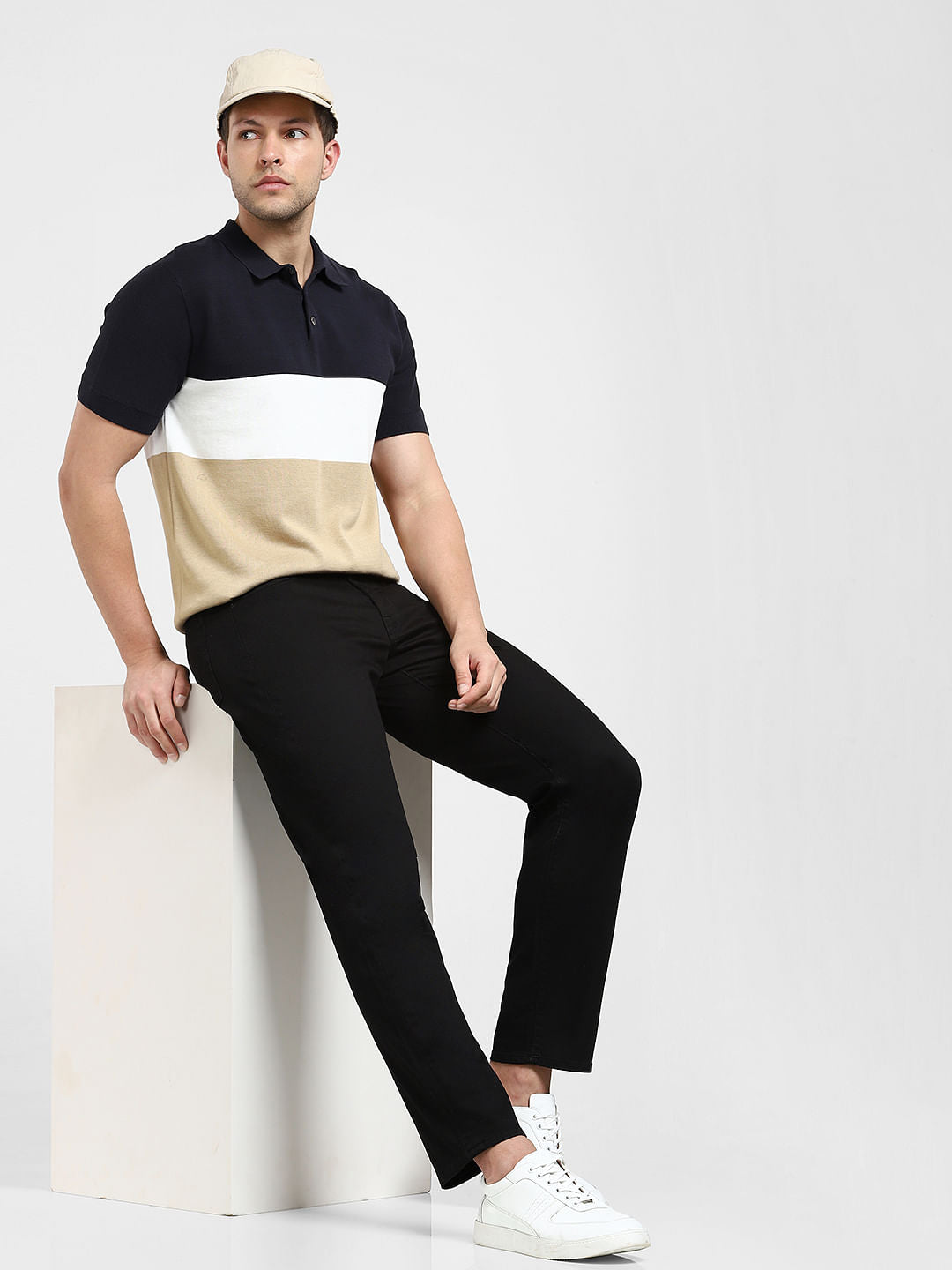 Black Mid Rise Scott Straight Fit Jeans