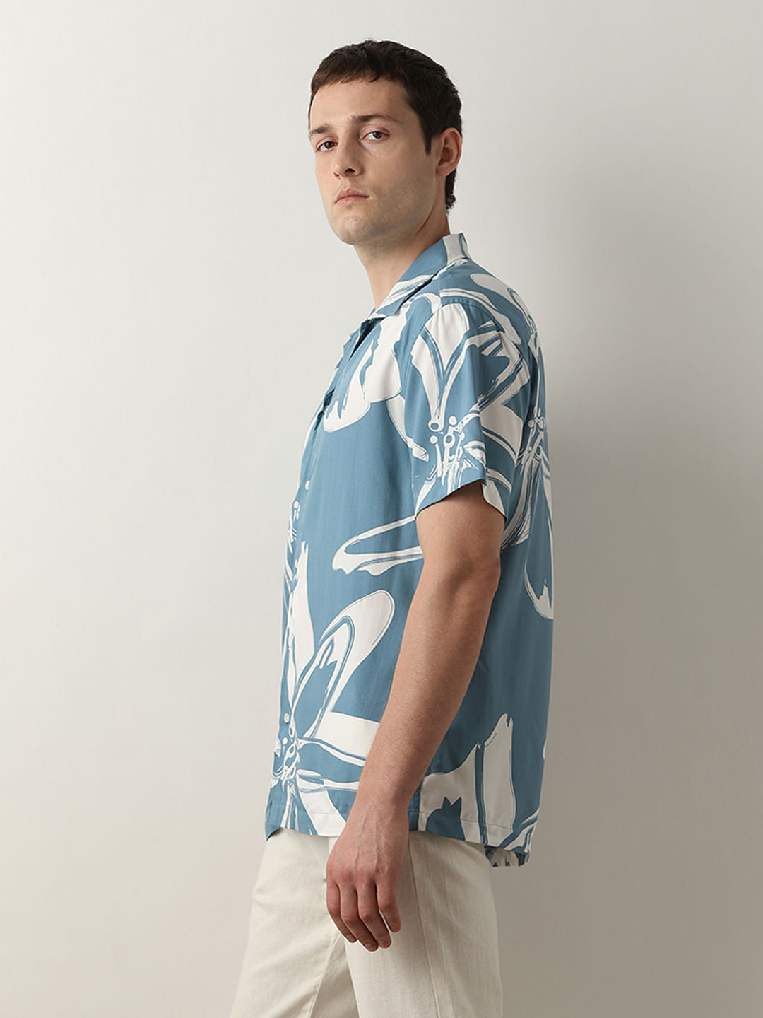 Blue Floral Cuban Collar Short Sleeves Shirt