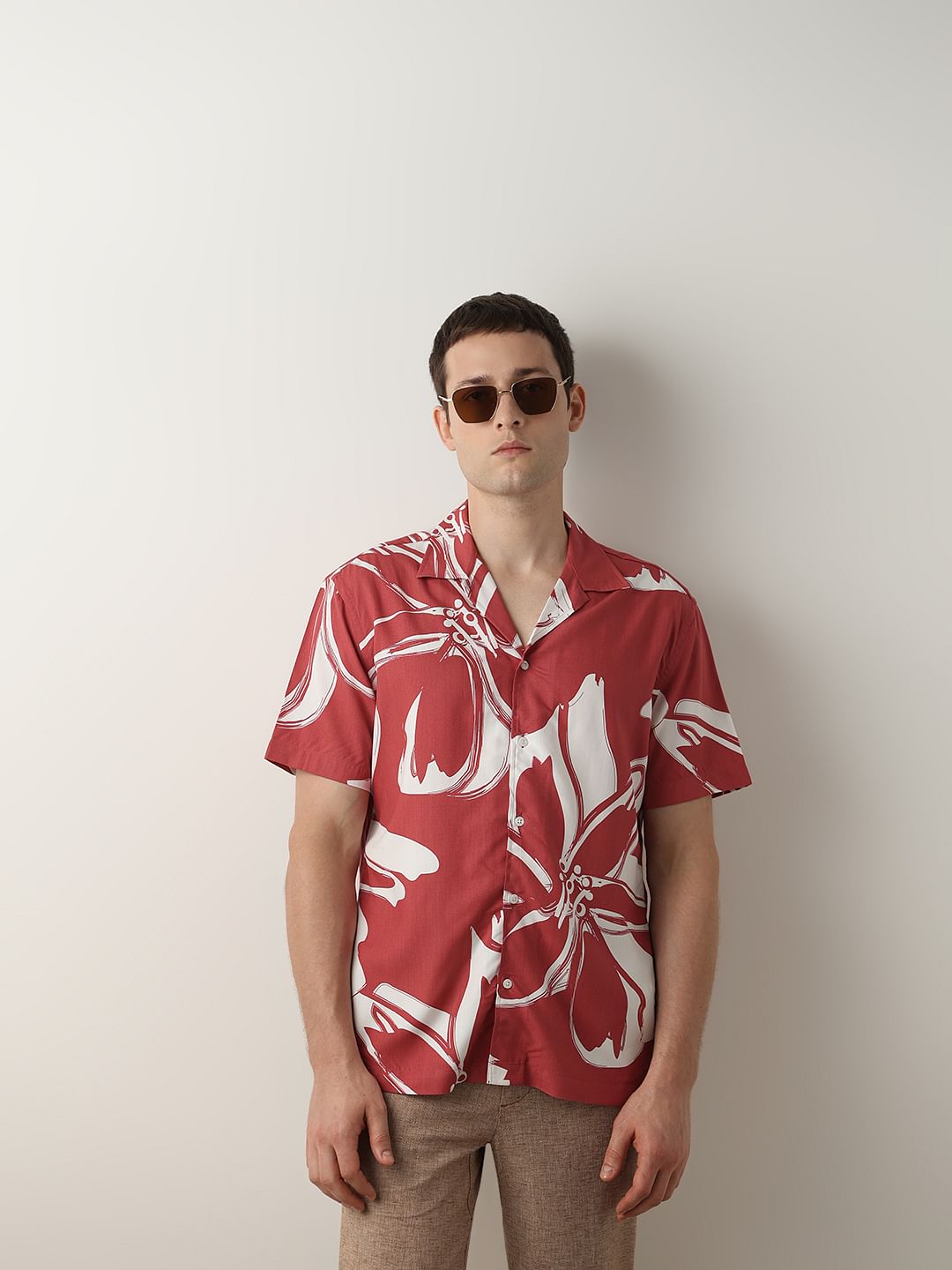 Red Floral Cuban Collar Short Sleeves Shirt
