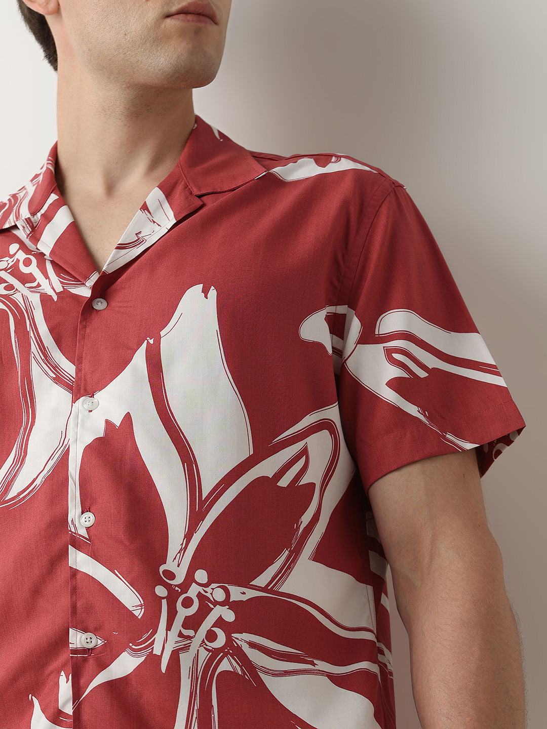 Red Floral Cuban Collar Short Sleeves Shirt