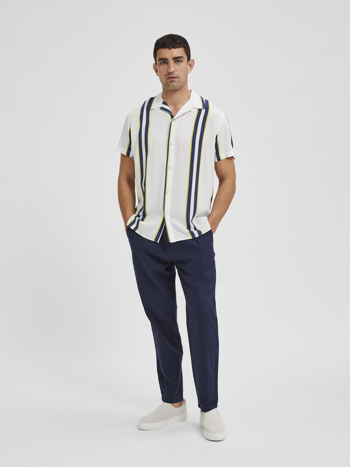 White Striped Cuban Collar Short Sleeves Shirt