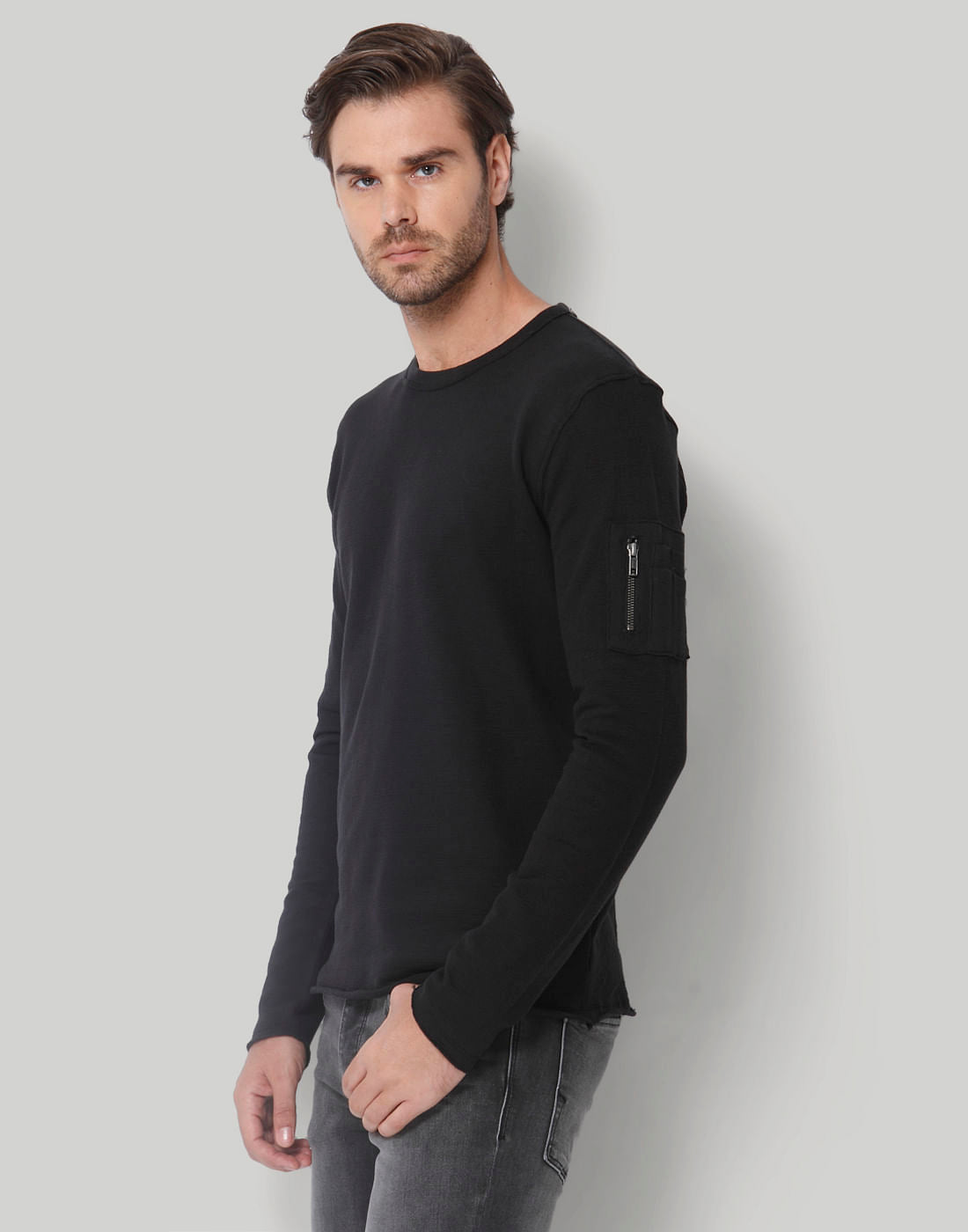 Black Pullover