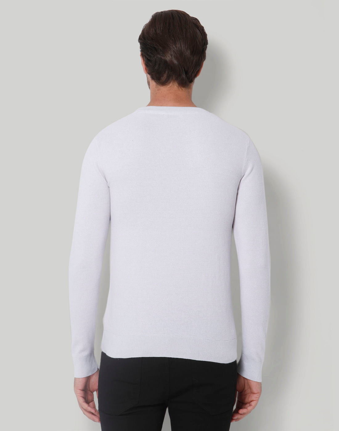 White Pullover