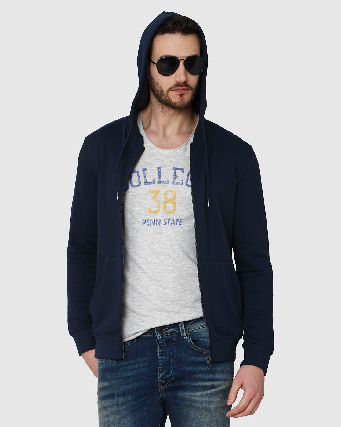Blue Pullover