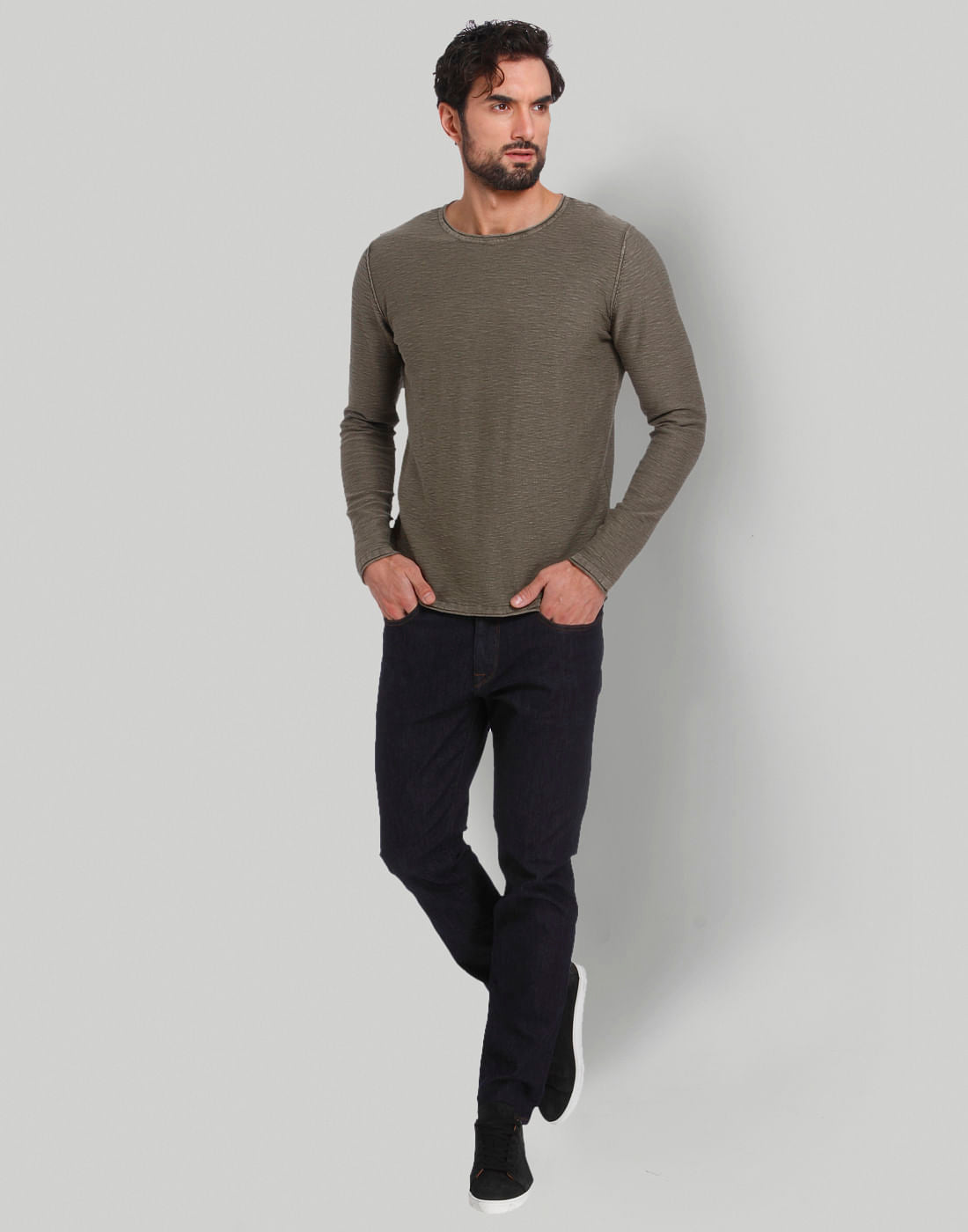 Brown Pullover