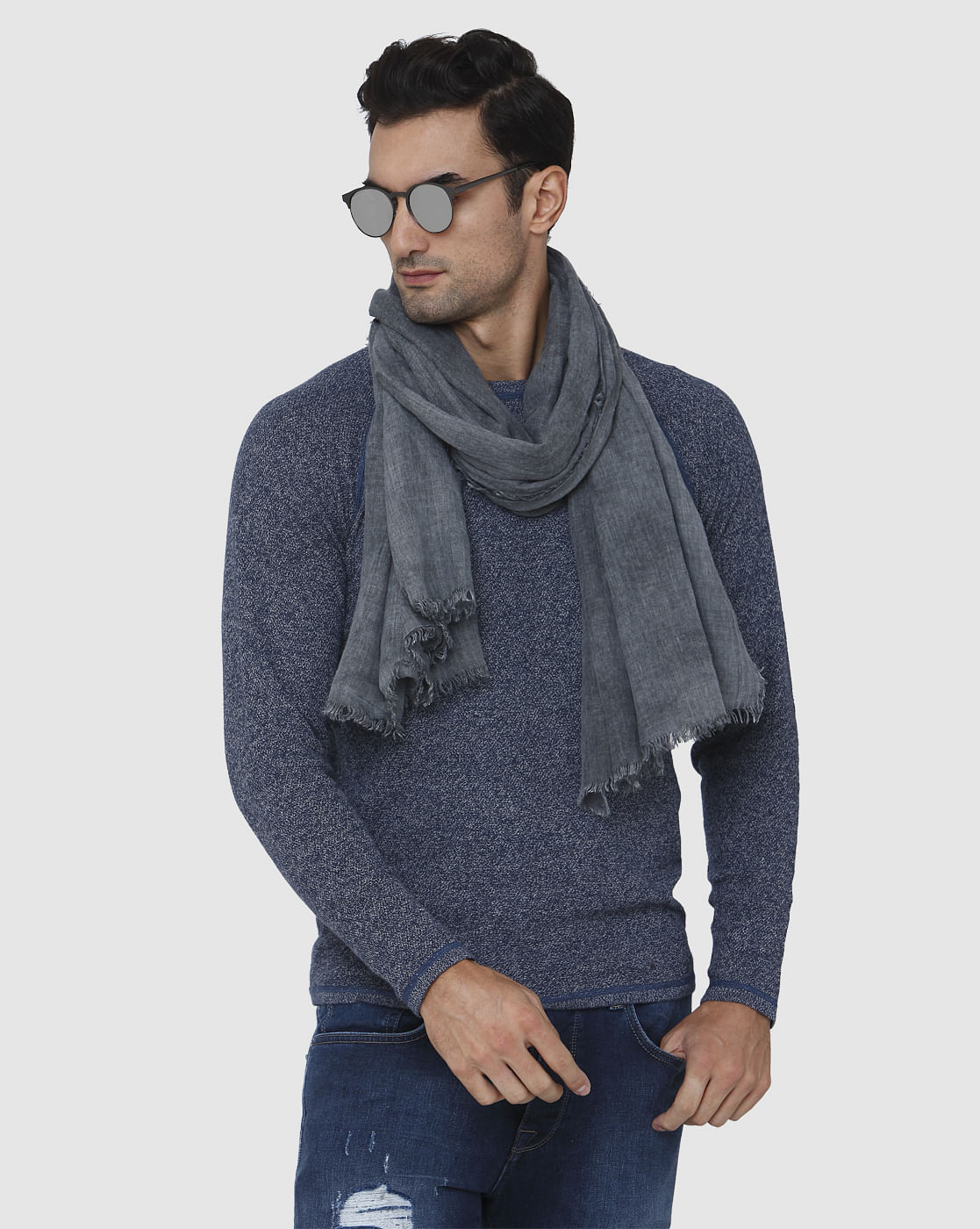 Blue Pullover