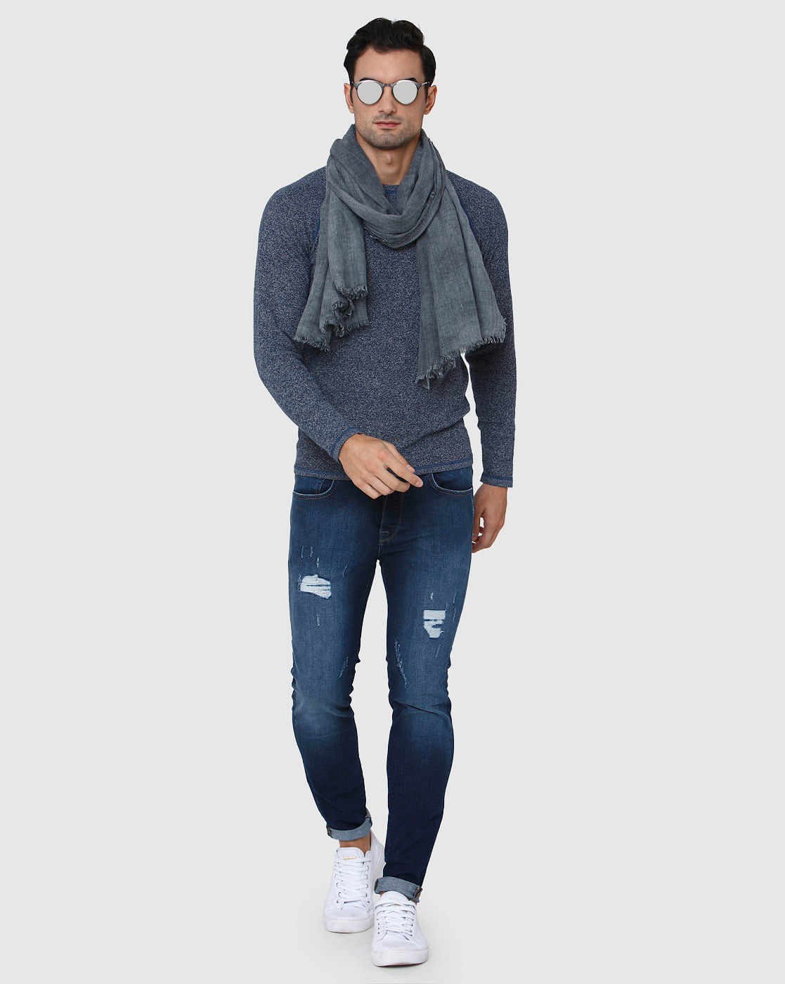 Blue Pullover