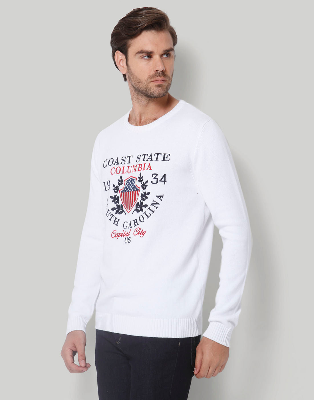 White Pullover