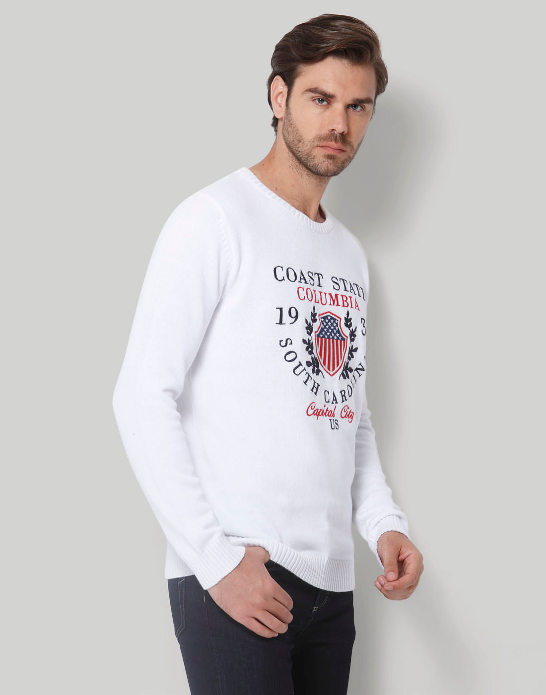White Pullover