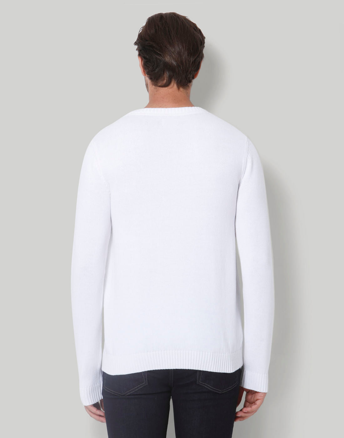 White Pullover