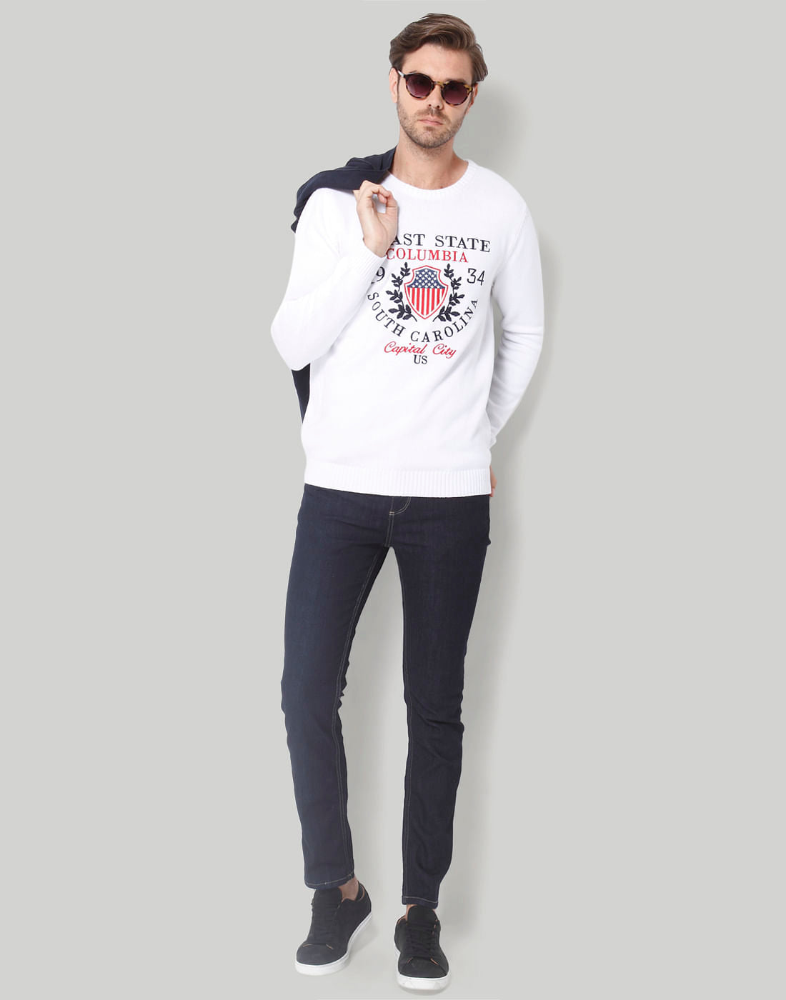 White Pullover