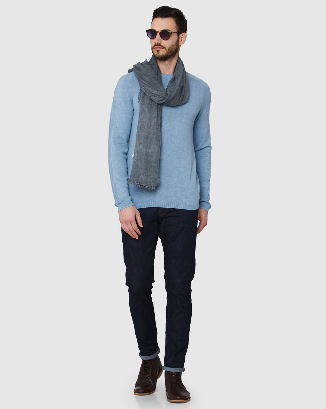 Blue Pullover