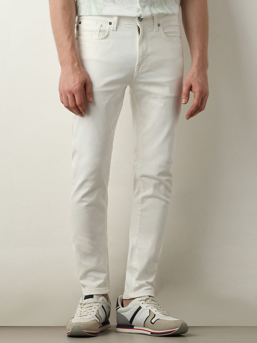 White Mid Rise Leon Slim Fit Jeans