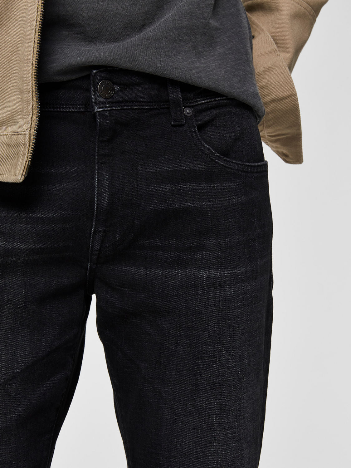 Black Mid Rise Scott Straight Fit Jeans