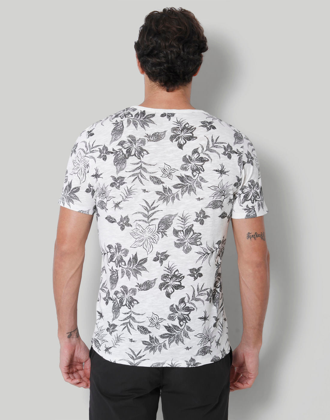 White Floral Print Crew Neck T-Shirt