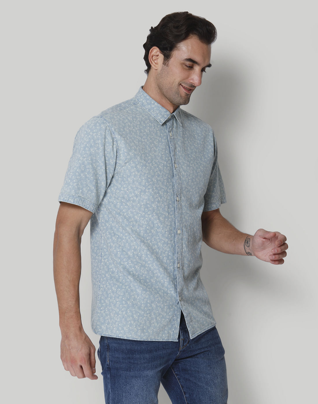 Blue Printed Short Sleeves Shirt