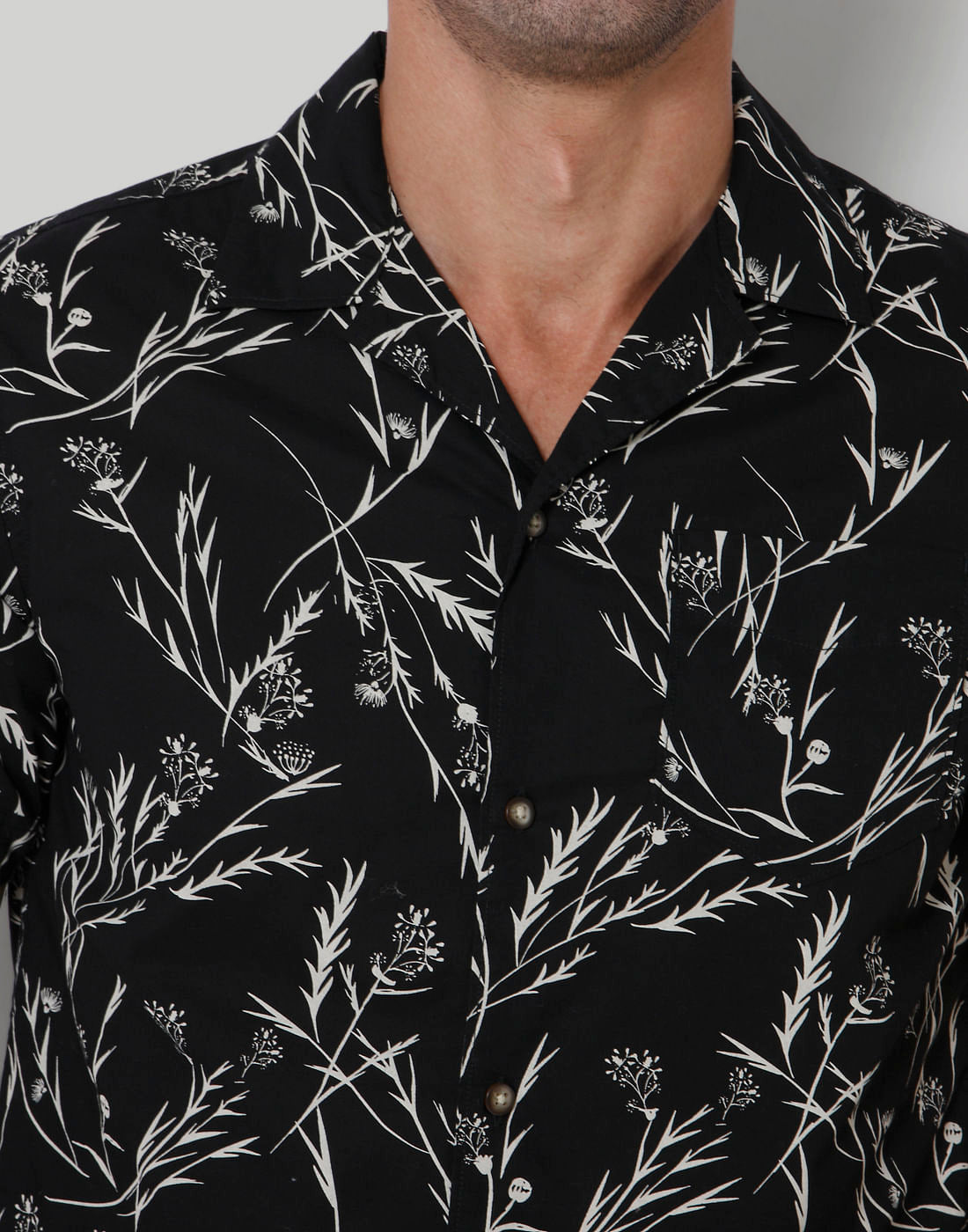 Black Floral Print Short Sleeves Shirt