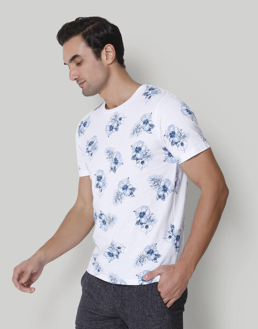 White Floral Print Crew Neck T-Shirt