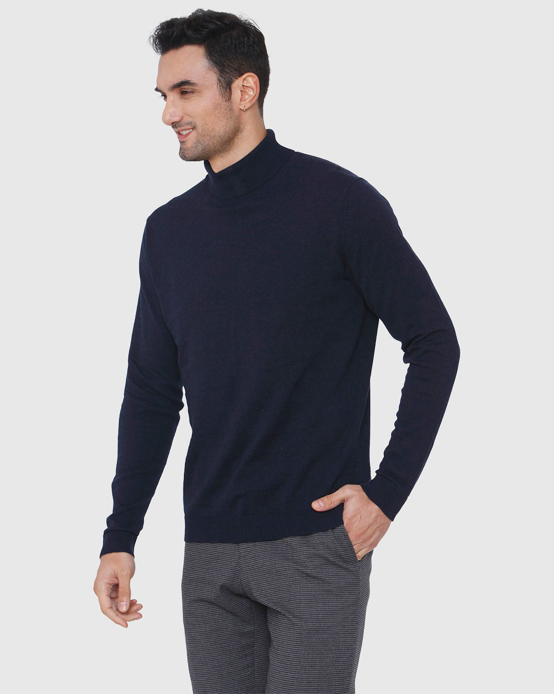 Blue Pullover