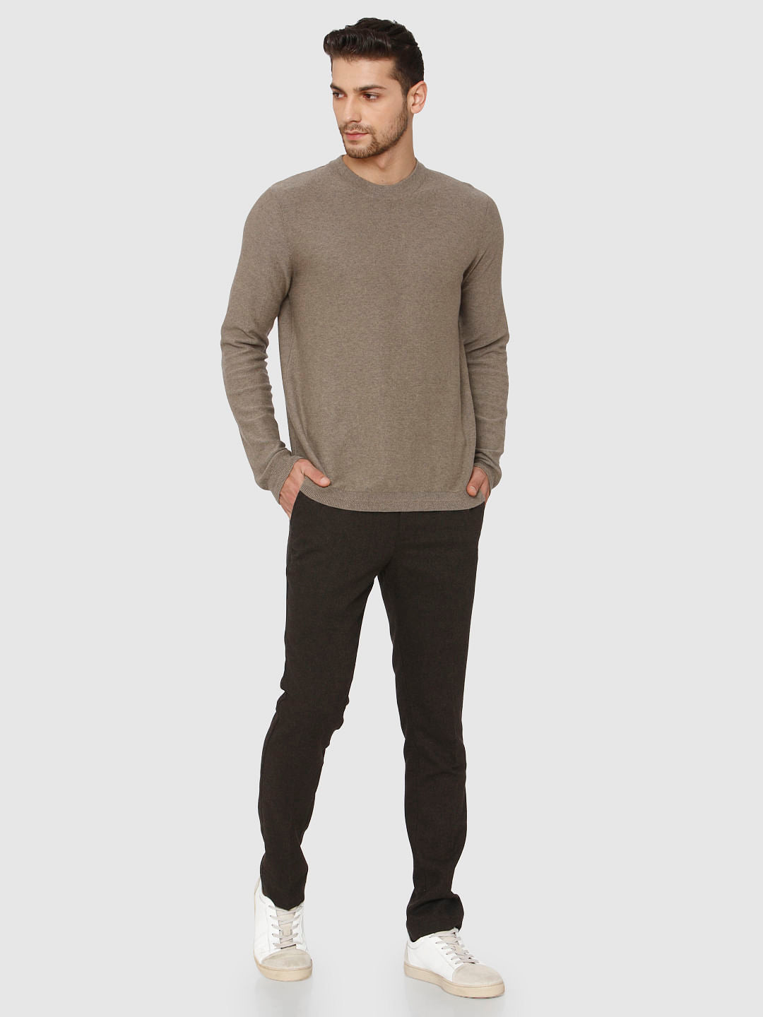 Brown Pullover