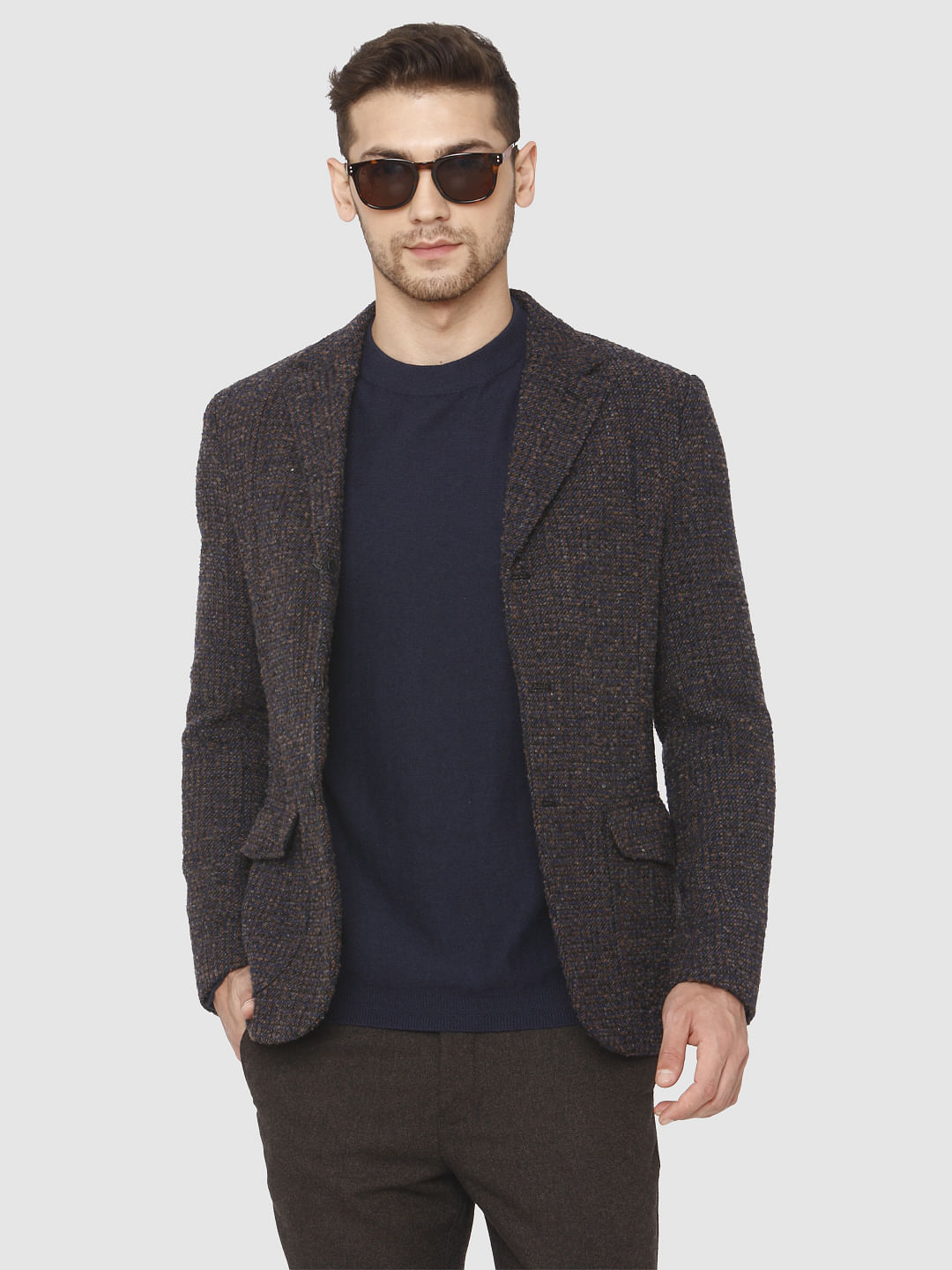 Blue Pullover