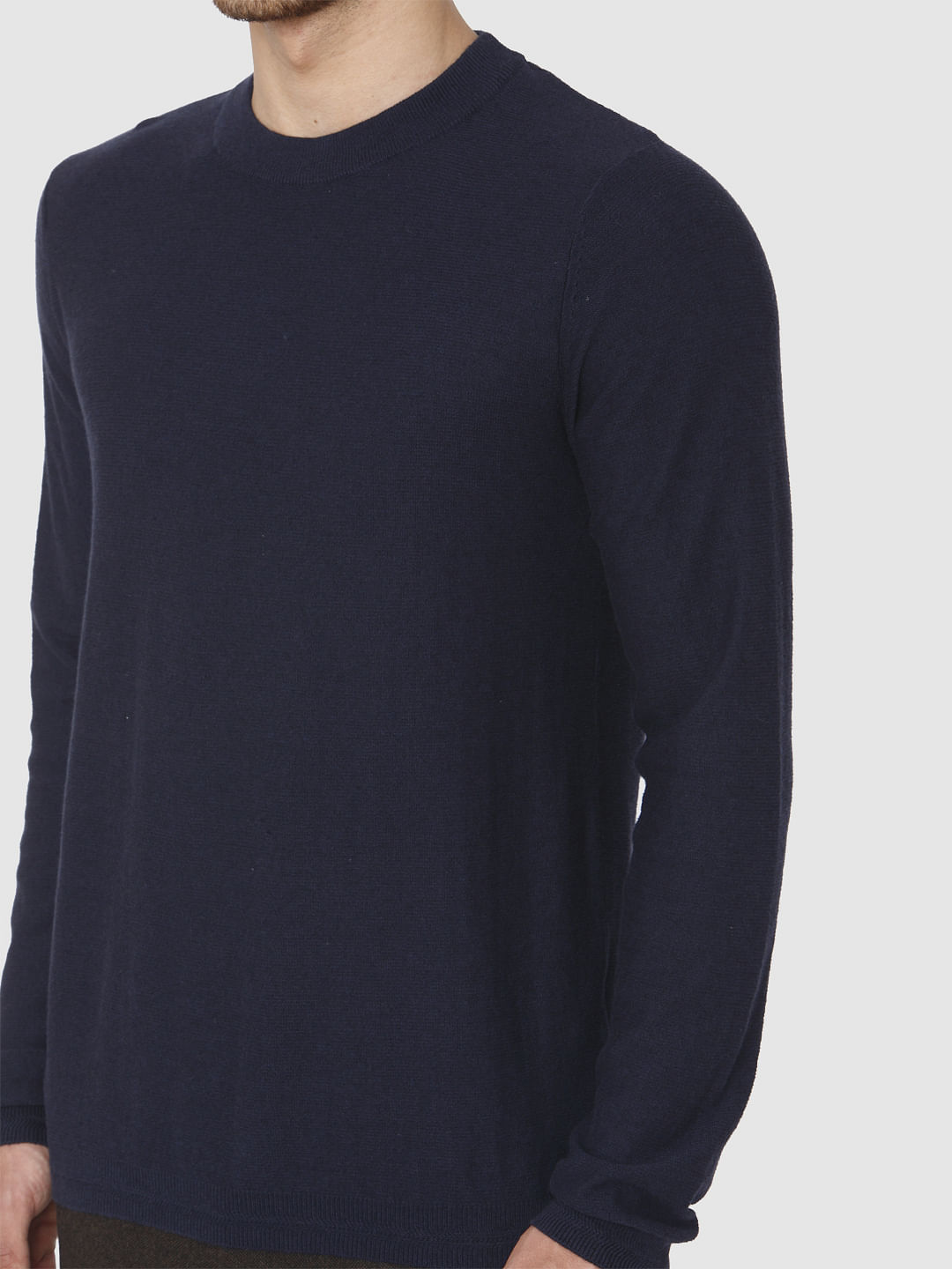 Blue Pullover