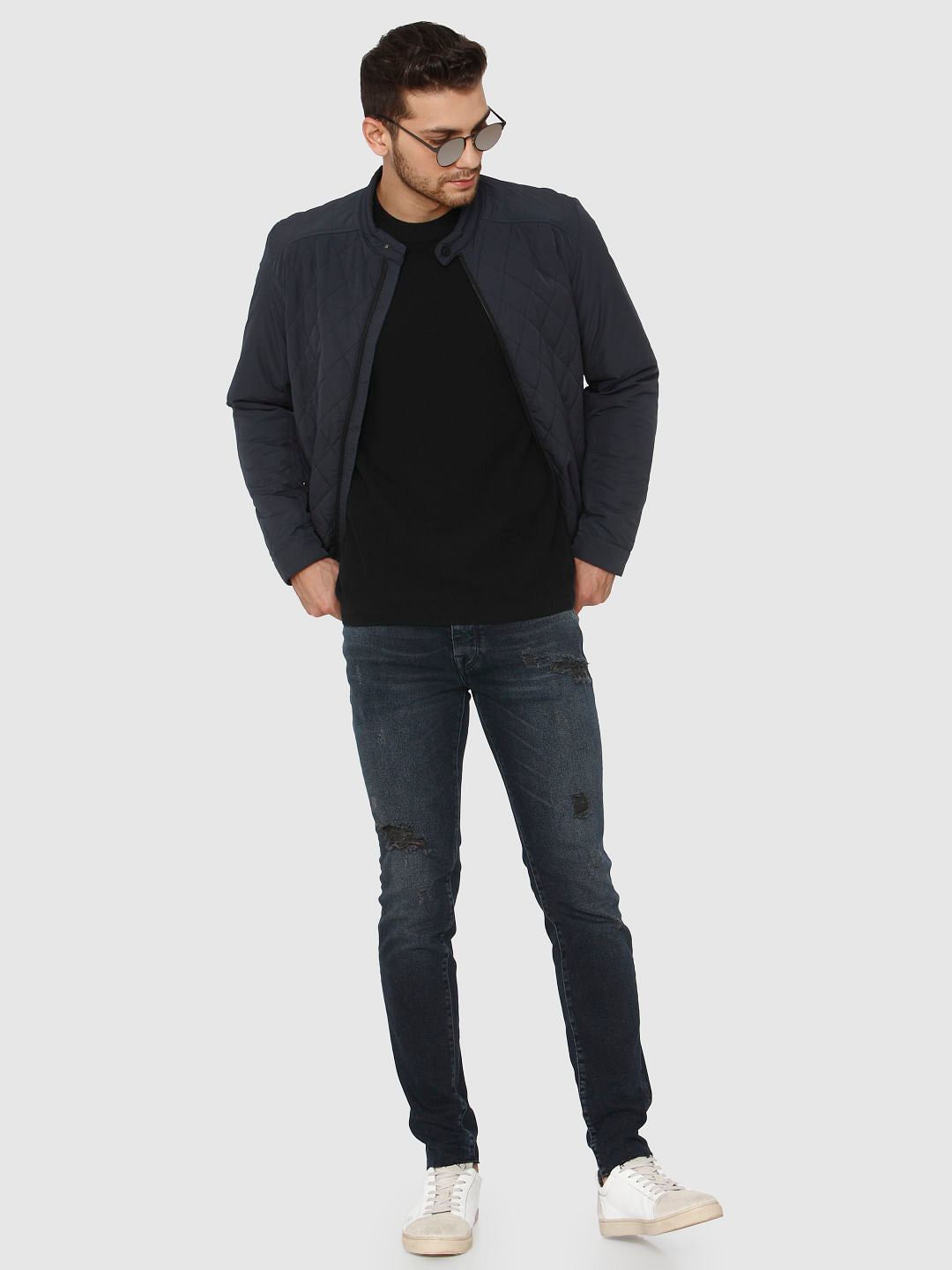 Black Pullover