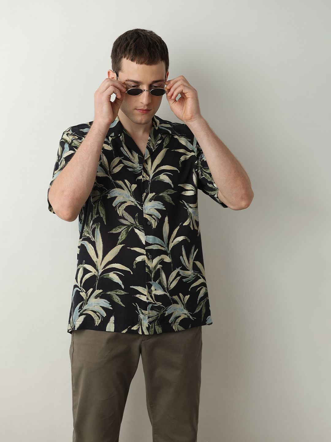 Black Printed Cuban Collar Short Sleeves Shirt