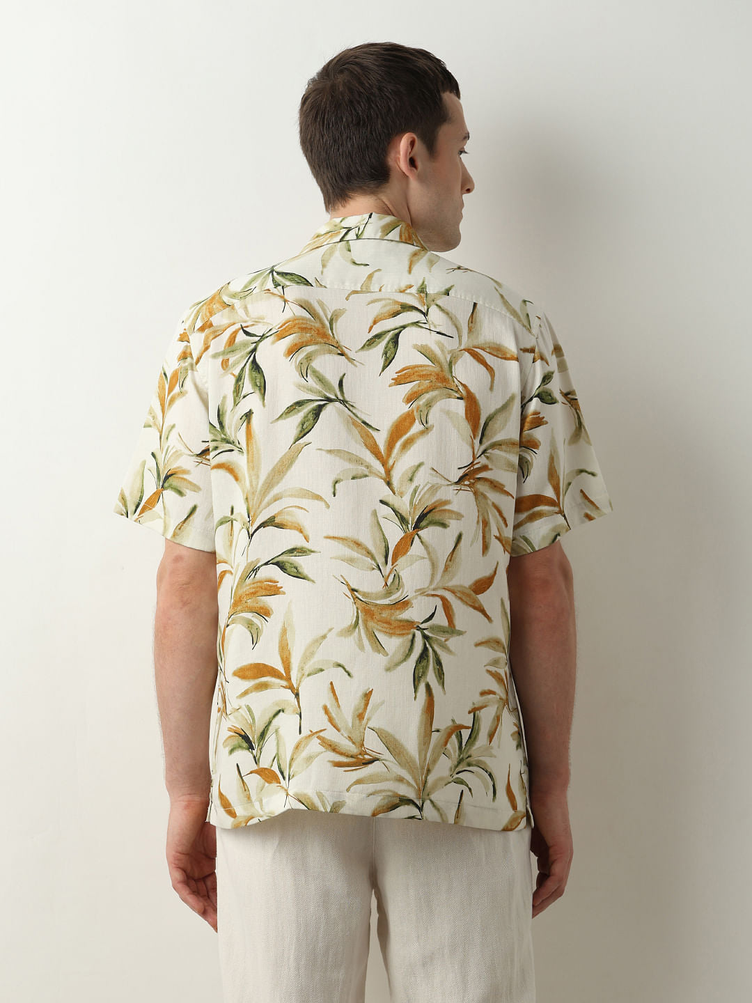 White Printed Cuban Collar Short Sleeves Shirt