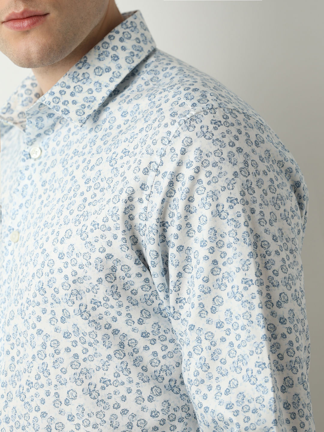 White Printed Slim Fit Shirt