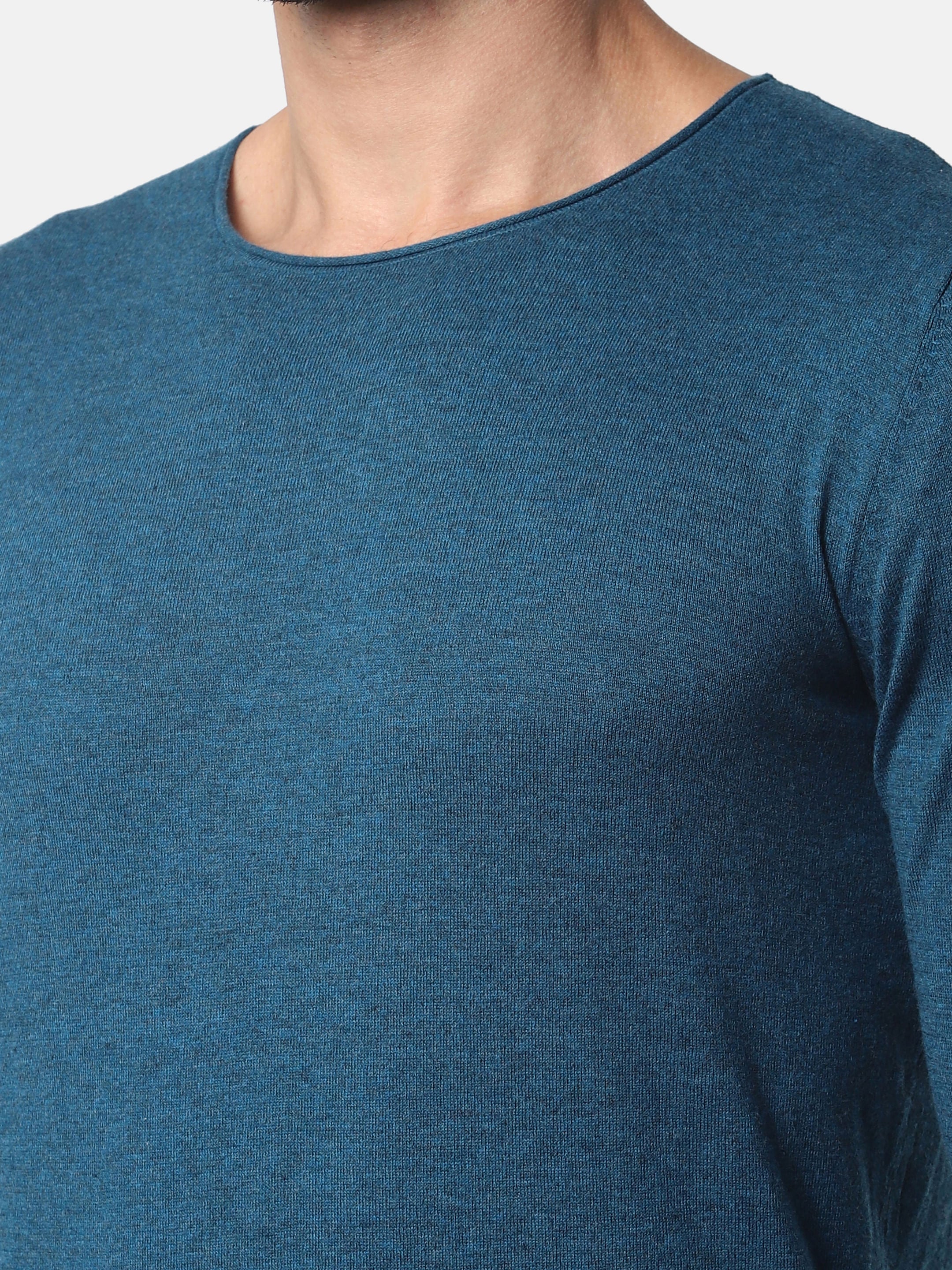 Blue Pullover