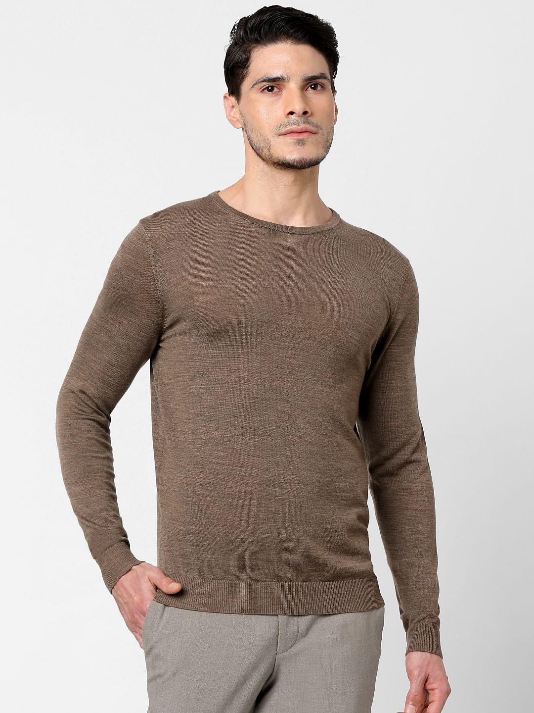 Brown Pullover