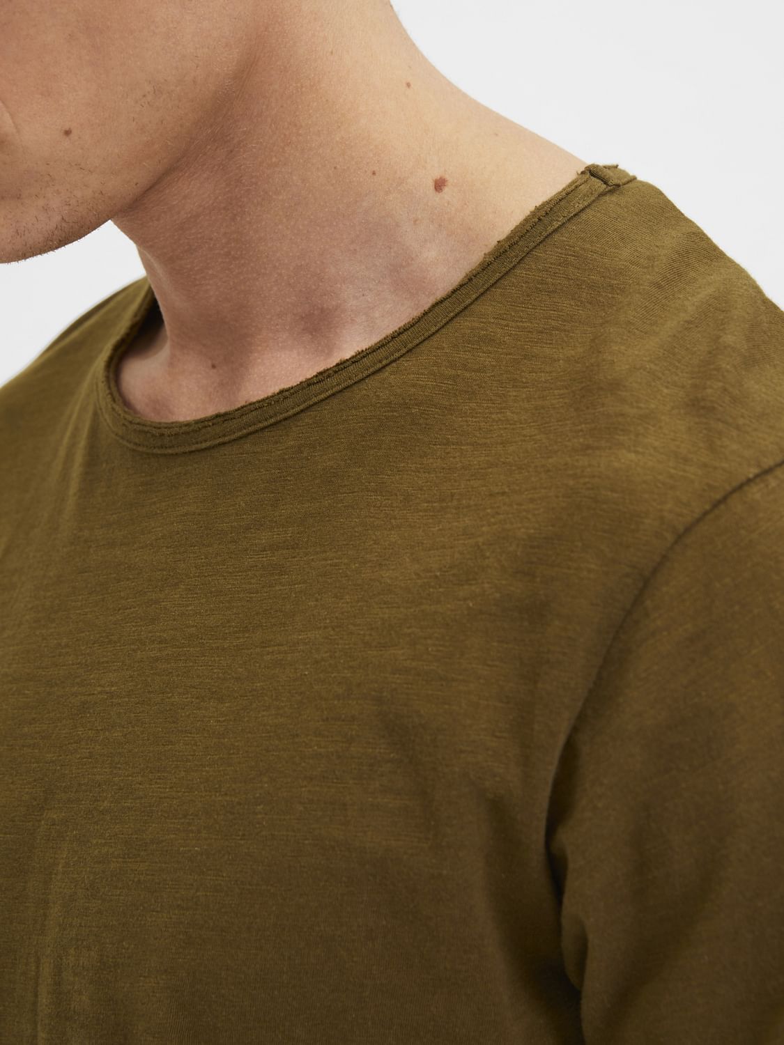 Olive Crew Neck T-Shirt