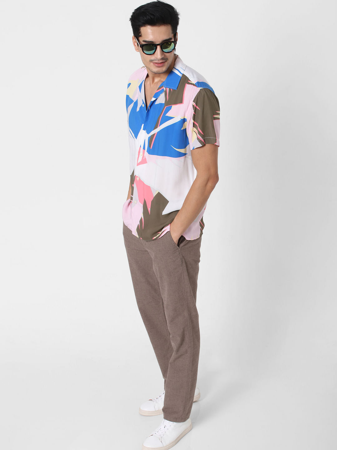 White Abstract Print Short Sleeves Shirt