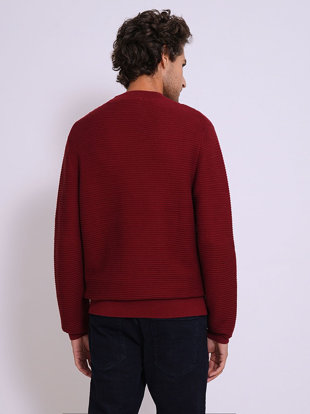 Red Long Sleeveless Pullover