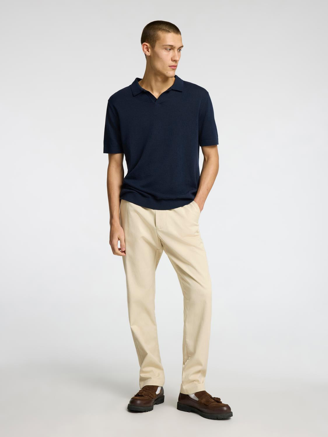 Mid Rise Regular Fit Pants