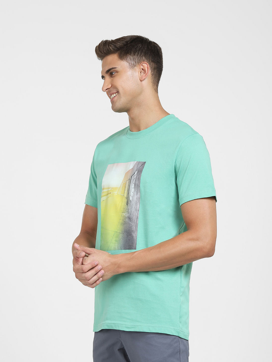 Green Graphic Print Crew Neck T-Shirt