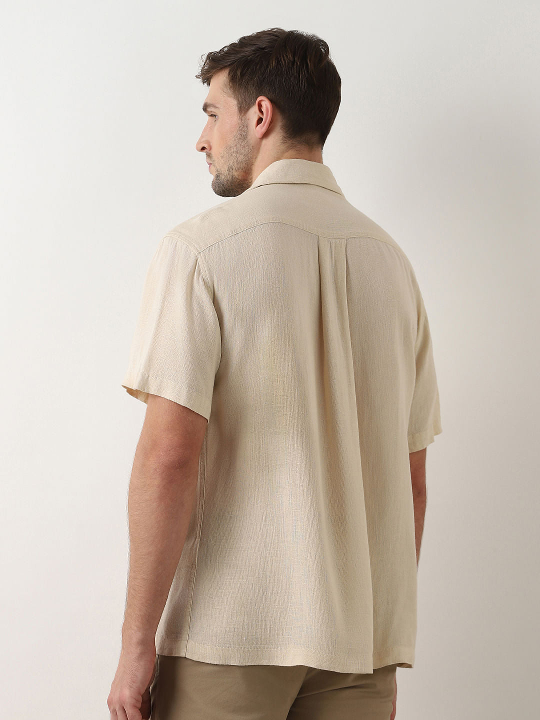Beige Cuban Collar Short Sleeves Shirt