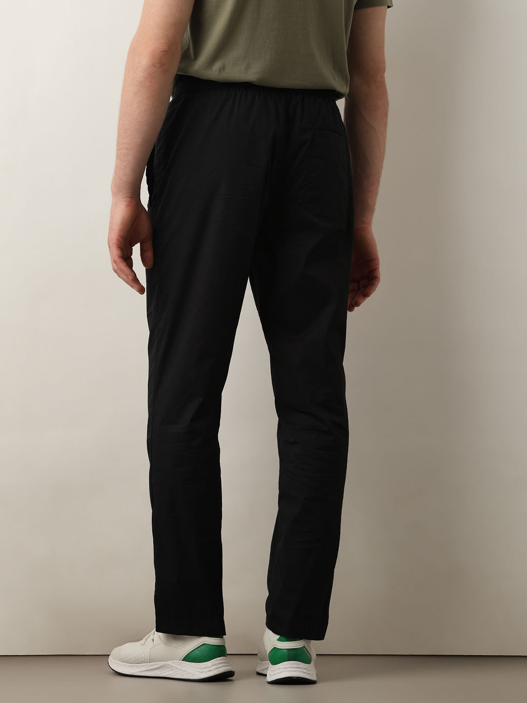 Black Mid Rise Straight Fit Pants