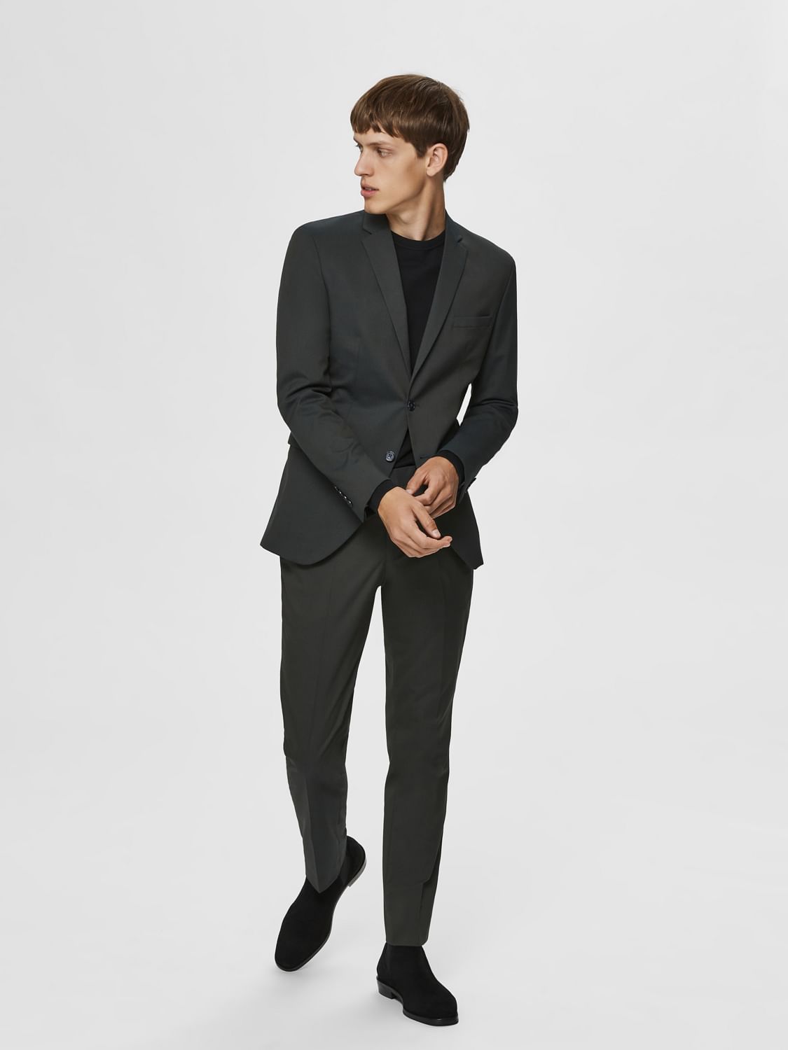 Black Knitted Crew Neck Pullover