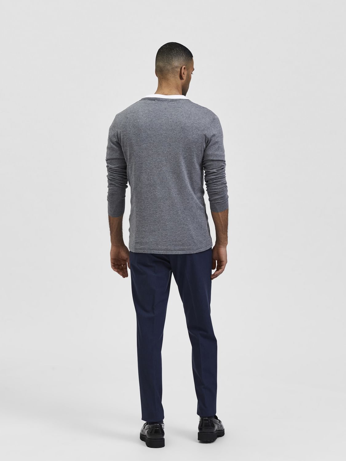 Grey Crew Neck Pullover